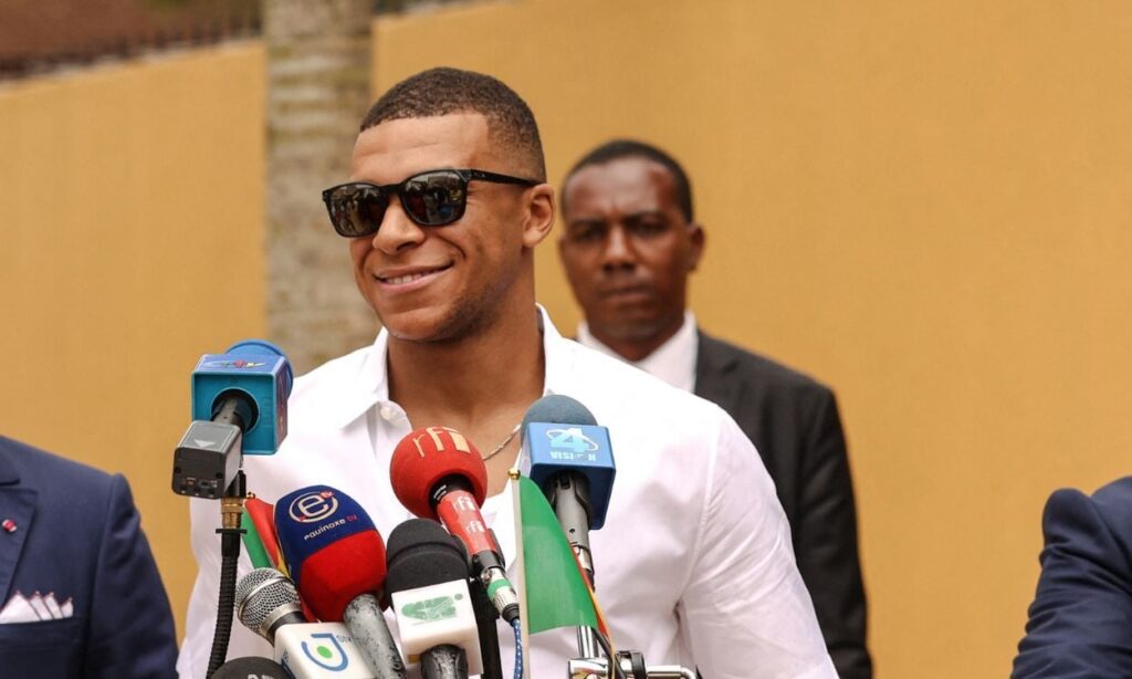 BOMB: PSG excluded Mbappé from their preseason and puts him on the market!