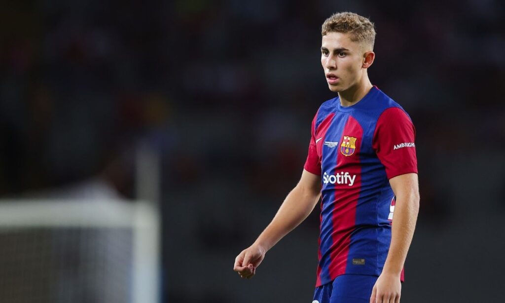 OFFICIAL: Fermín López renews with Barça until 2027!