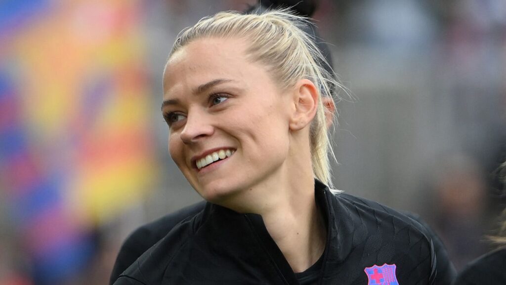 Fridolina Rolfö will have to undergo surgery for her left meniscus injury