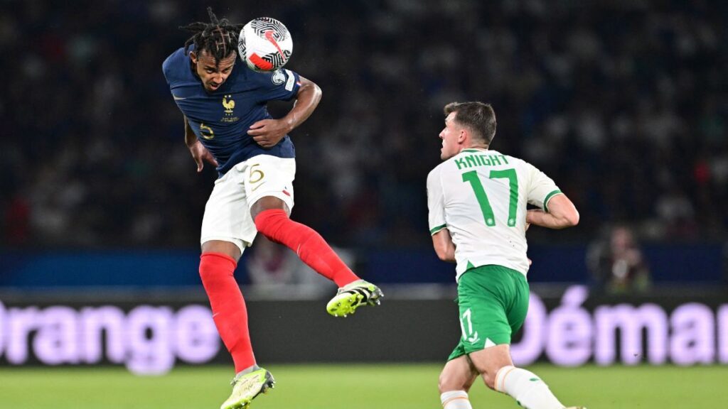 Koundé is reunited with his ‘ghosts’ on the right back