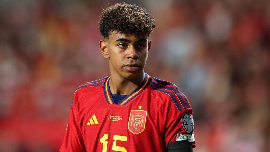 Lamine Yamal, new record and first start with Spain