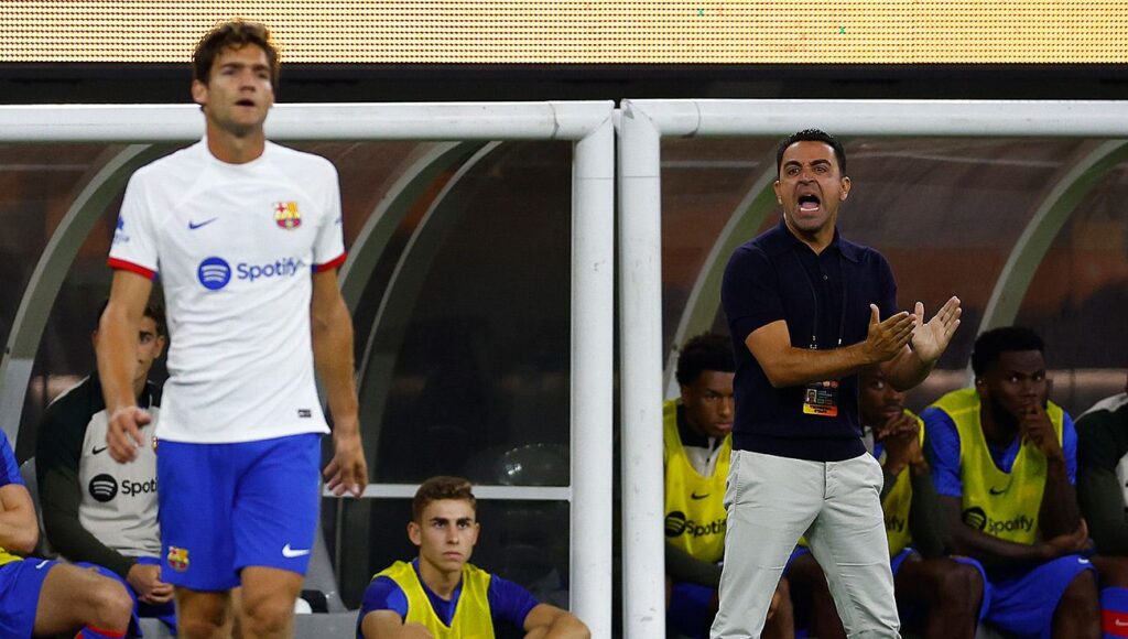 Marcos Alonso remains firm in his idea of not leaving Barcelona