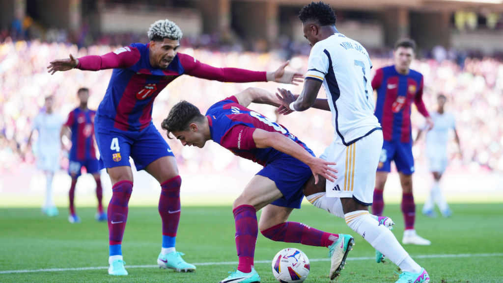 Tchouaméni’s ‘penalty’ against Ronald Araújo that the referee and the VAR did not want to see