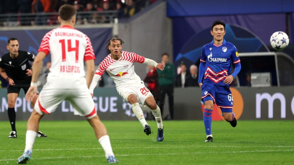 From Simons to Olmo, the Barça youth players on display in Europe