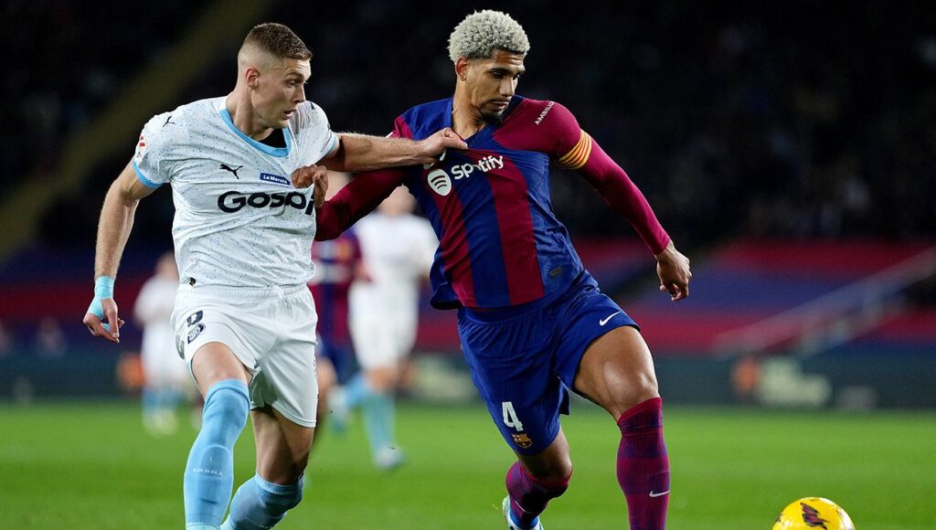 Ronald Araújo, the discarding of Xavi among the starters who were not going to travel