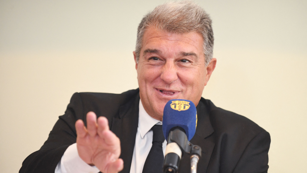 Laporta confirms that Barça will do everything possible to sign a midfielder in January