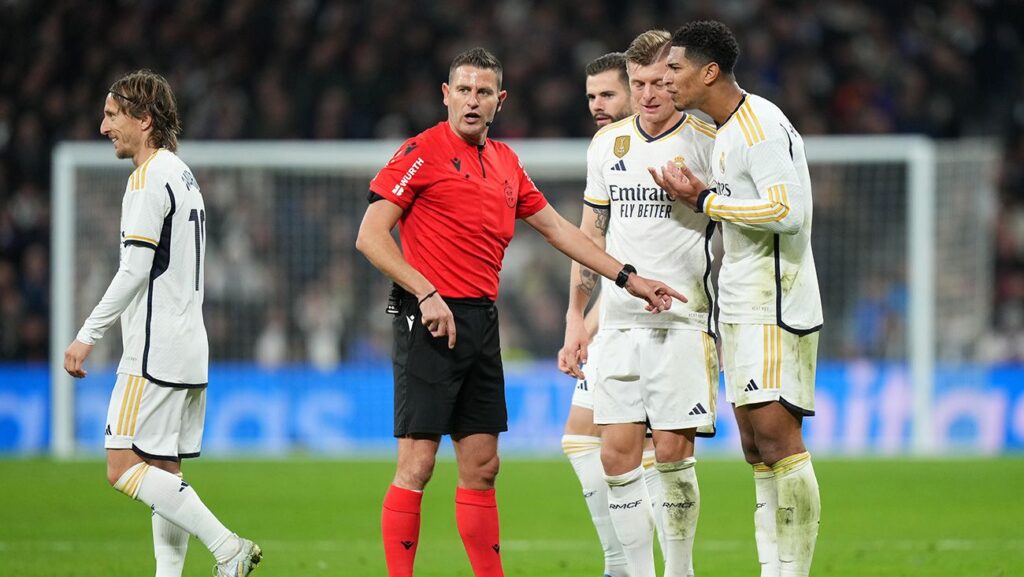 Bellingham once again ‘brushed’ the red card when confronted with the referee and several rivals