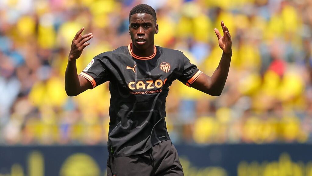 OFFICIAL: The return of Ilaix Moriba to Spain is confirmed