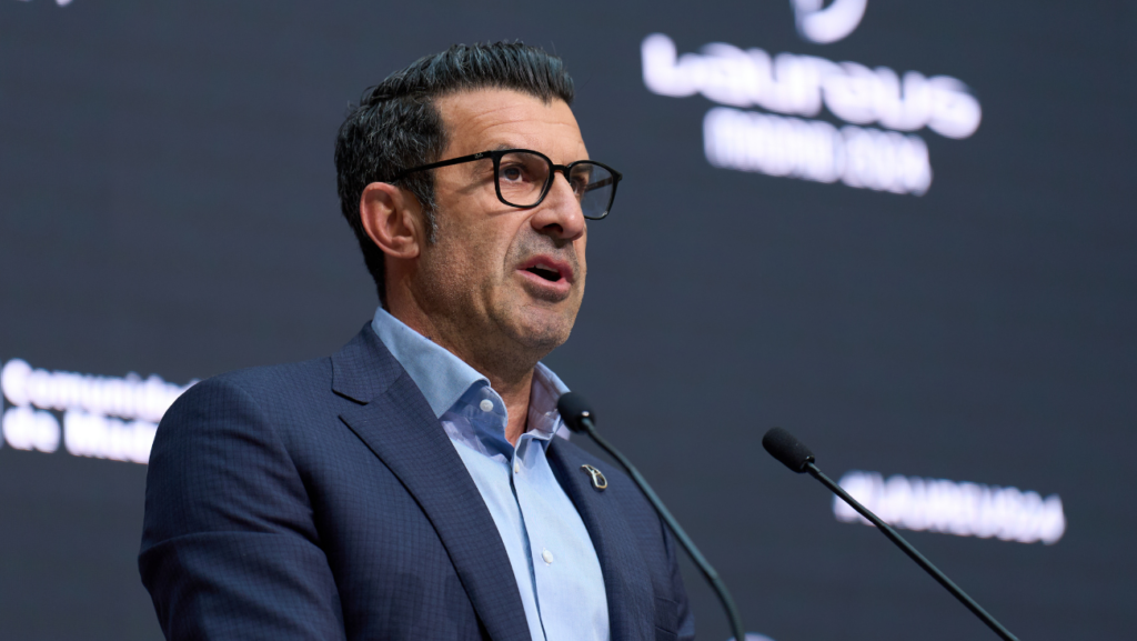 Luis Figo attacks Barça for the ‘Negreira case’ and assures that “it must have consequences”