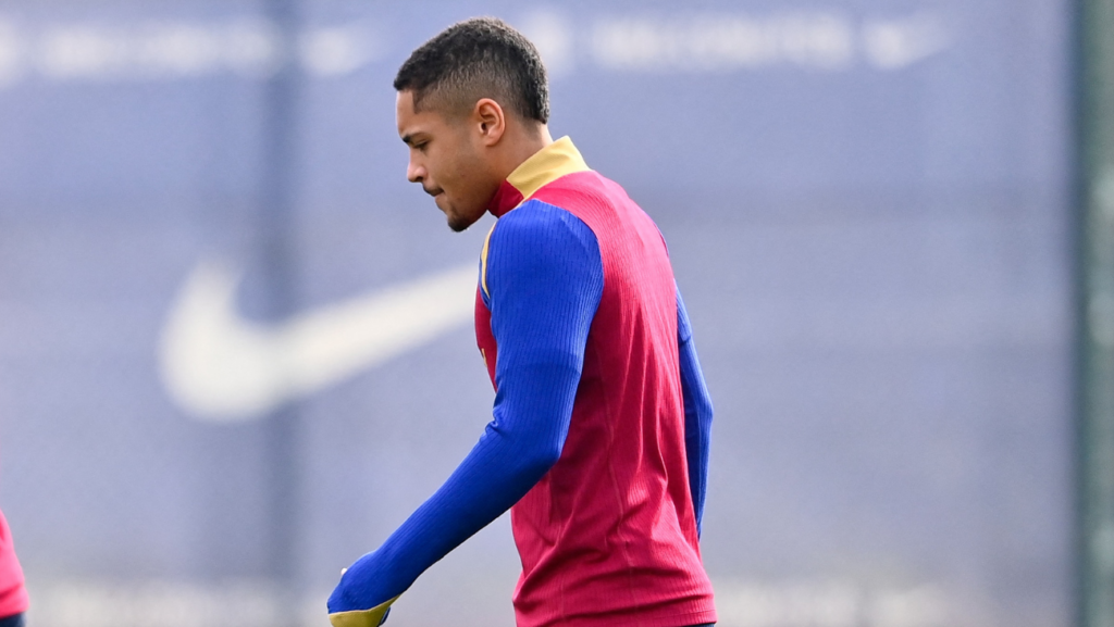 The setbacks caused the ‘discard’ of Vitor Roque and Marc Guiu