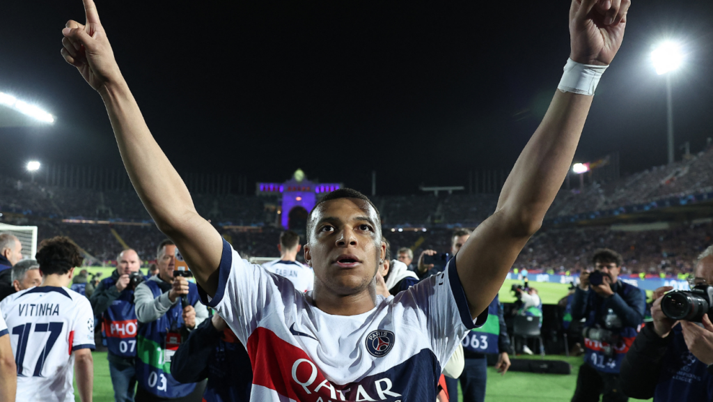 The action that could have ended in the expulsion of Mbappé and of which the referee ‘passed’