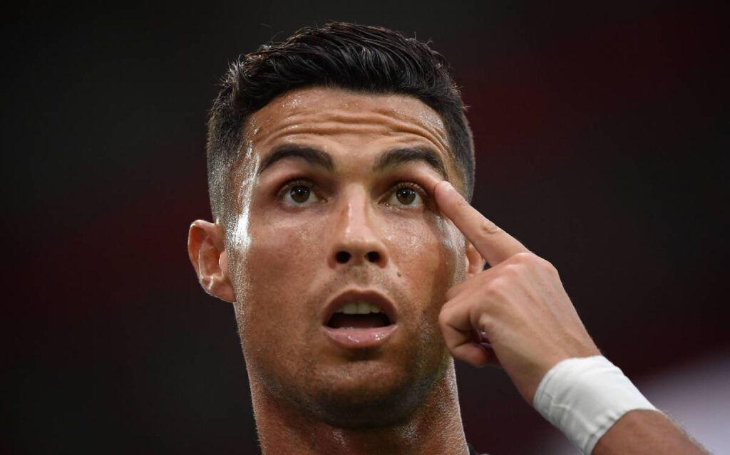 OFFICIAL: Cristiano Ronaldo returns to Manchester United