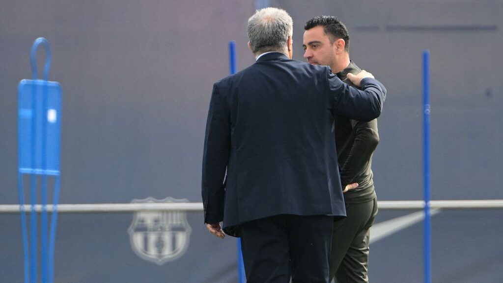 Xavi and Laporta decide not to make a farewell act for the coach of the coach