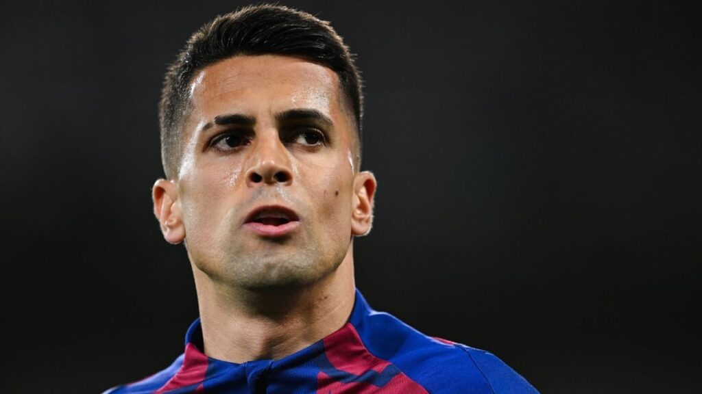 Joao Cancelo, closer to ‘signing’ his continuity at Barça