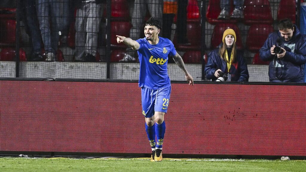 Cameron Puertas surrenders to Barça while waiting for an offer from Sevilla