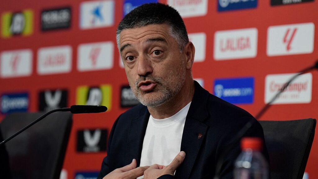 García Pimienta speaks out on the possible arrival of Ansu Fati to Sevilla