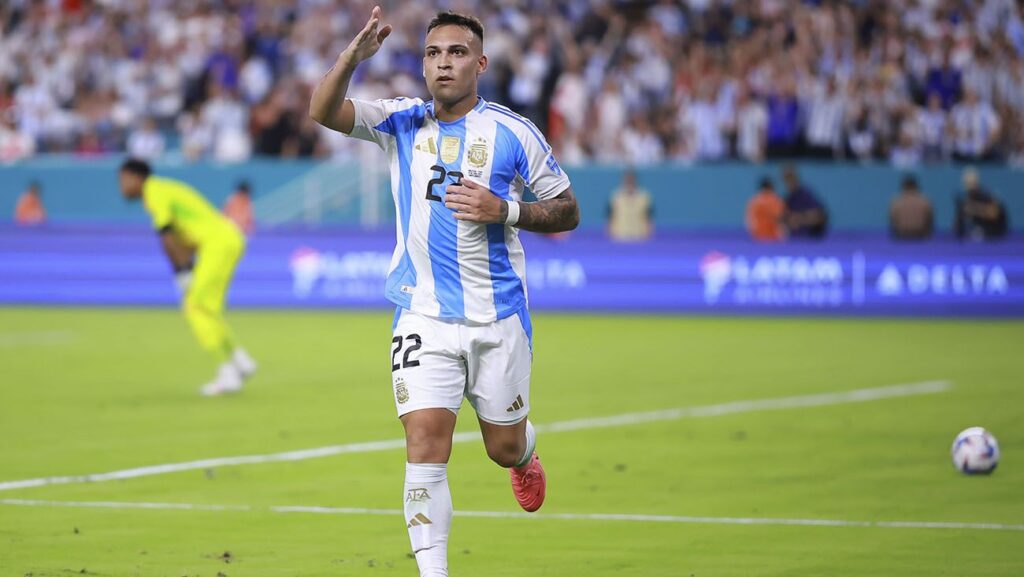 Argentina defeats a weak Peru without Leo Messi thanks to Lautaro Martínez’s double (2-0)