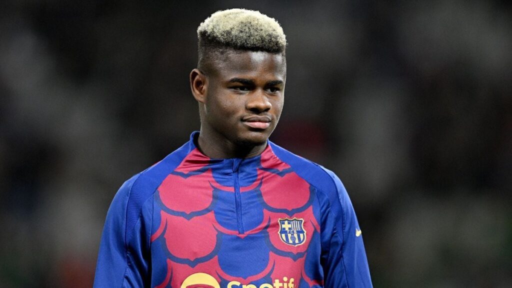 Sale or first team? FC Barcelona still has not resolved the debate on the future of Mika Faye