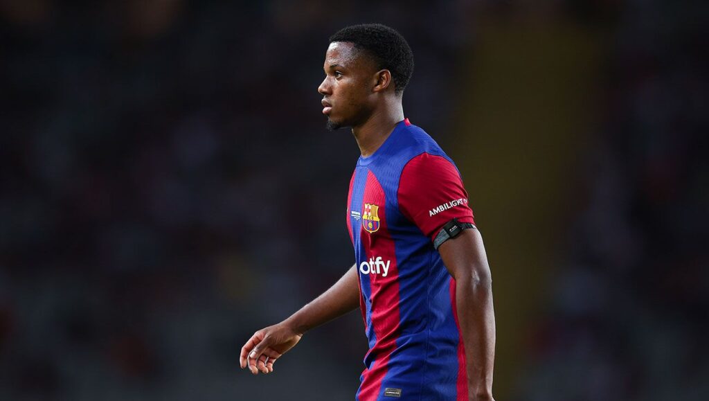 He wants to succeed at FC Barcelona! Ansu Fati ‘passes’ from Mourinho’s Fenerbahçe proposal