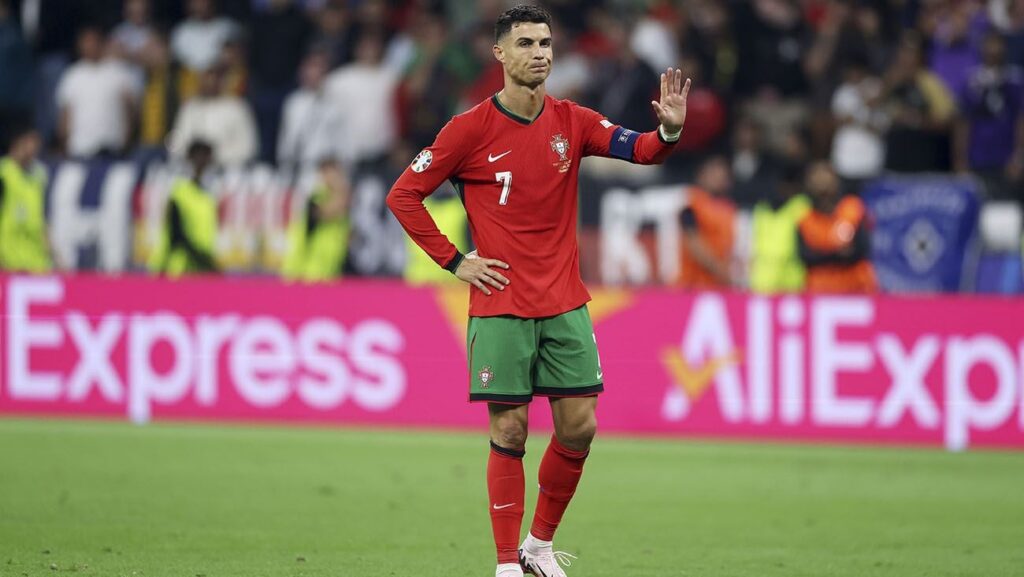 Cristiano Ronaldo ‘hit rock bottom’ in the Eurocup, missing a penalty that made him cry
