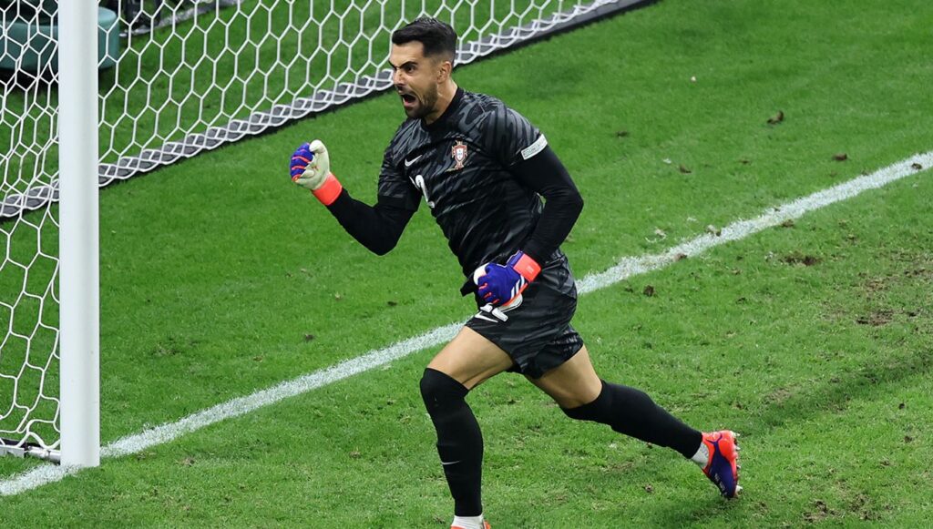 FC Barcelona almost had the sensational Diogo Costa signed!