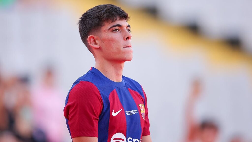 Álex Valle wins to be Alejandro Balde’s substitute next season