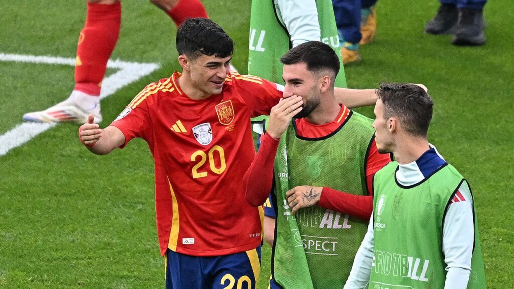 Dream of wearing Barcelona! ‘Rain’ of ‘winks’ from Álex Baena to FC Barcelona