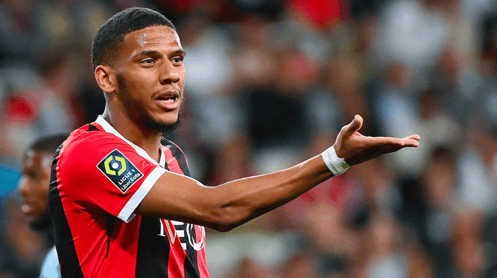 FC Barcelona is still pending the future of Todibo to earn a percentage with his sale