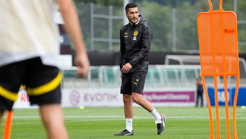 OFFICIAL: The full-back that Barça almost signed and who hinted at Madrid has a new team