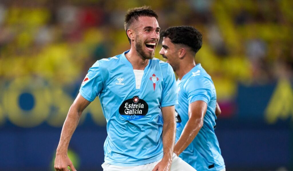 Óscar Mingueza is playing tricks on his possible return to FC Barcelona