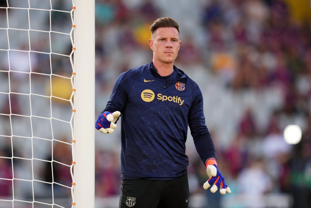 The goalkeeper who is willing to come out of retirement to cover for Ter Stegen at Barça