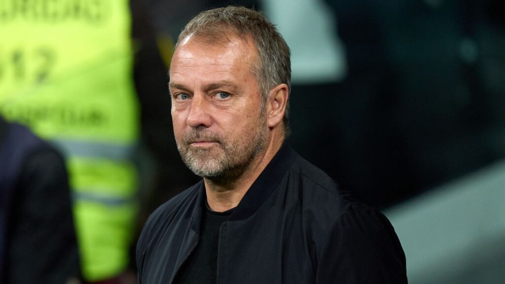 Two out of three! Hansi Flick is once again awarded as the best coach of the month in LaLiga