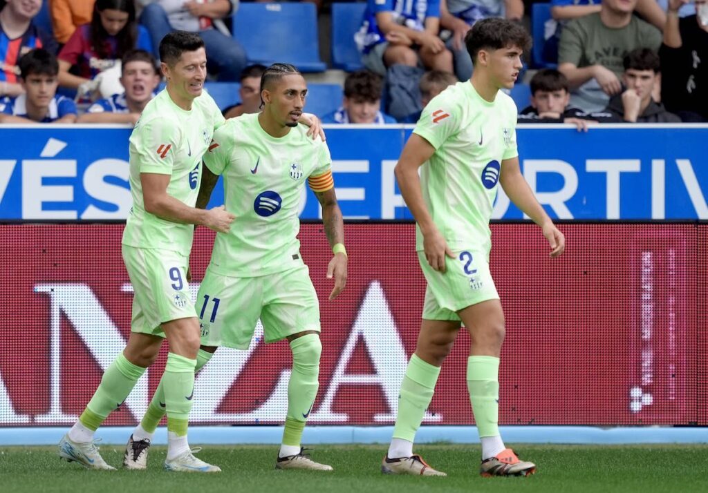 HIGHLIGHTS: ALAVÉS 0-3 FC BARCELONA – SUMMARY AND GOALS – LALIGA 2024/25