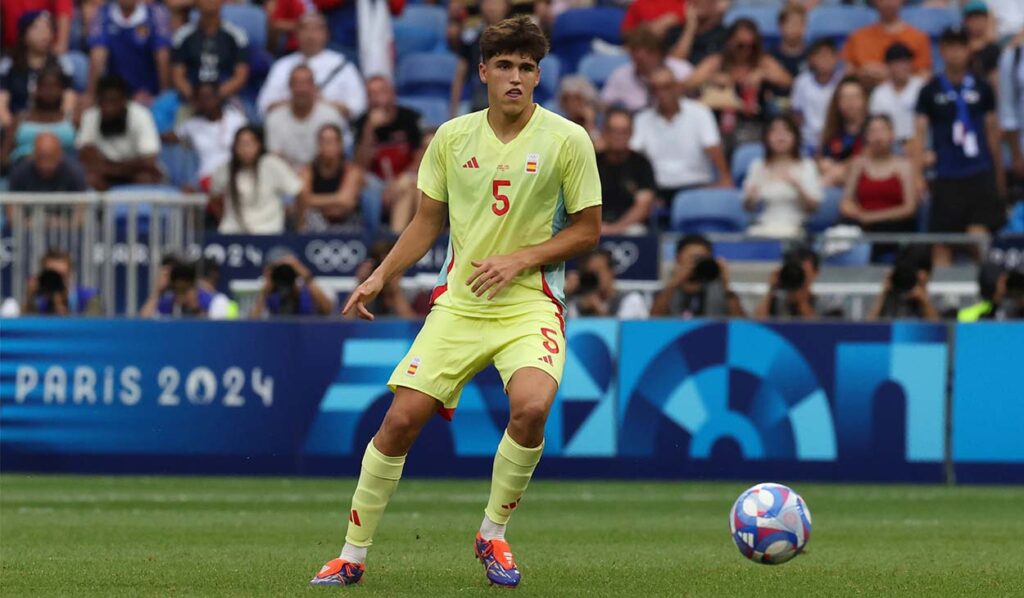 PSG will seek to leave Barça without one of its defensive pillars in 2025