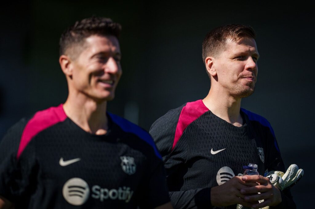 Szczesny’s first training session with Barcelona