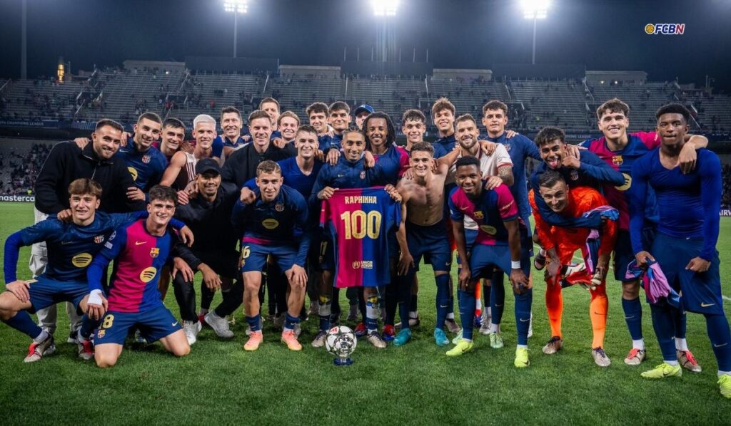 Raphinha celebrates his 100th game with Barça with an exhibition of world-class ‘crack’