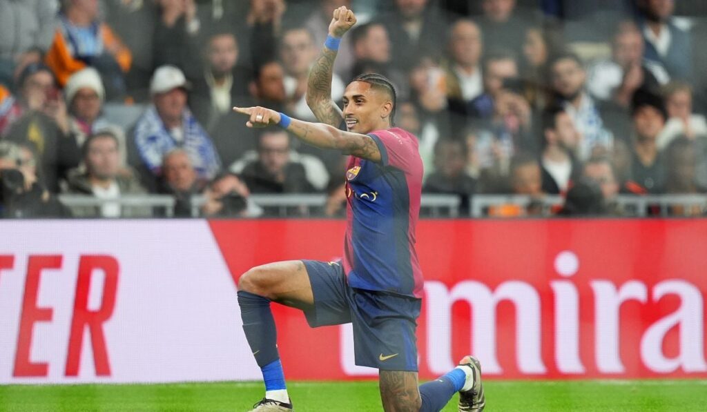FC Barcelona have reportedly made a final decision on Raphinha’s future