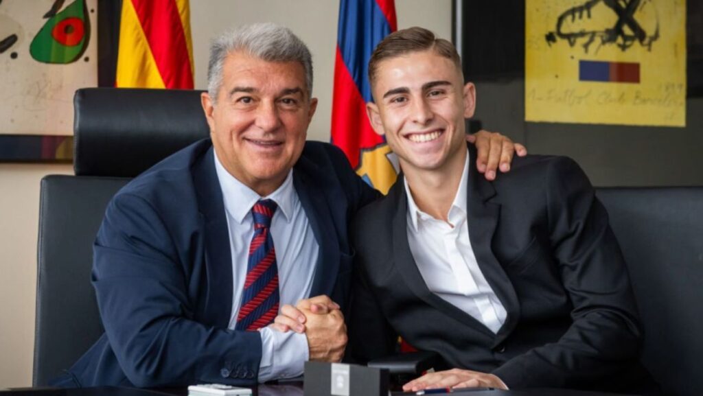 OFFICIAL! FC Barcelona announces the renewal of Fermín López until 2029