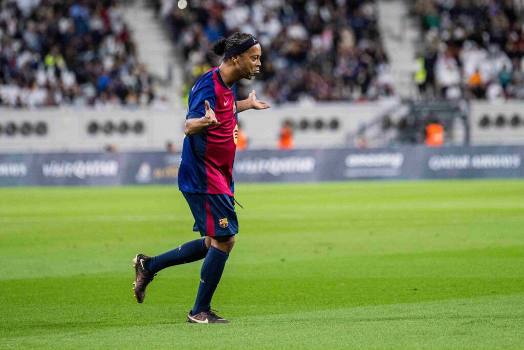 Ronaldinho’s Barça Legends win the Clásico against Real Madrid