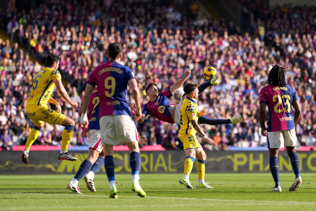 Barça wears white shorts against Las Palmas for its 125th anniversary