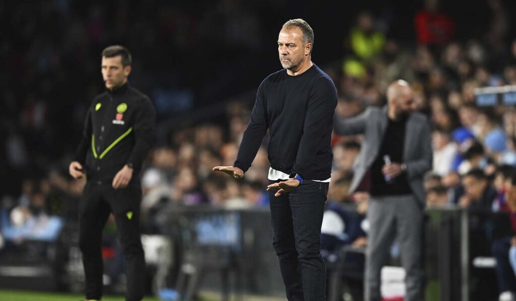 Hansi Flick: happy with the team’s reaction and worried about Lewandowski