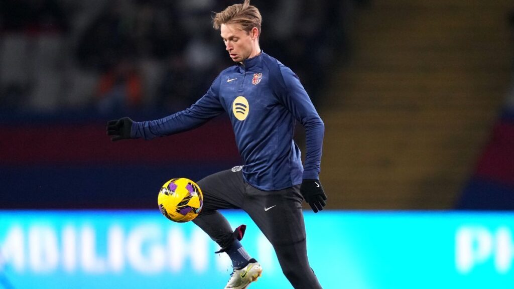 De Jong’s agent denies the interest in sending him to Arabia and gives a ‘bomb’ about his future