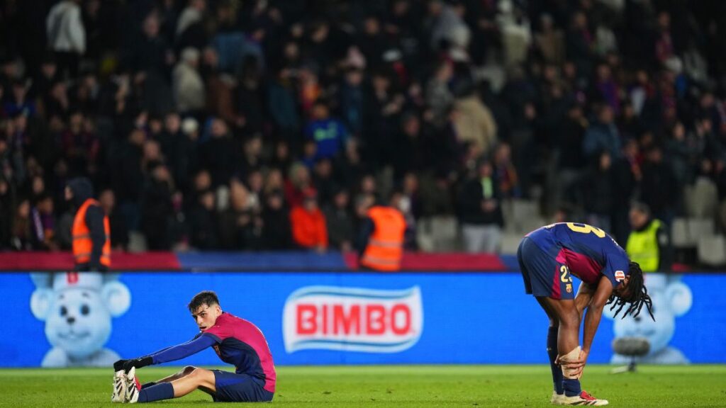Not even Hansi Flick could lift a Barça dressing room ‘touched’ by the tough defeat against Atlético