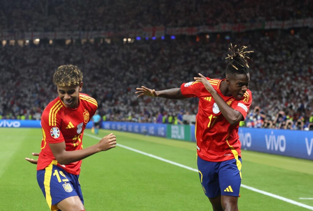 Mourinho makes a harsh comparison between Lamine Yamal and Nico Williams