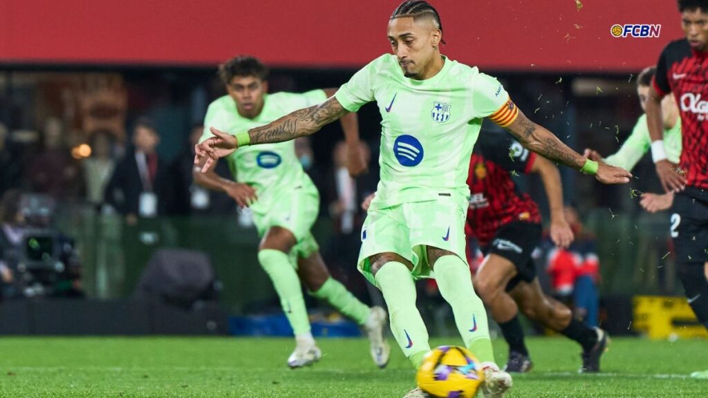 FC Barcelona’s attacking trident ‘destroys’ Spanish football