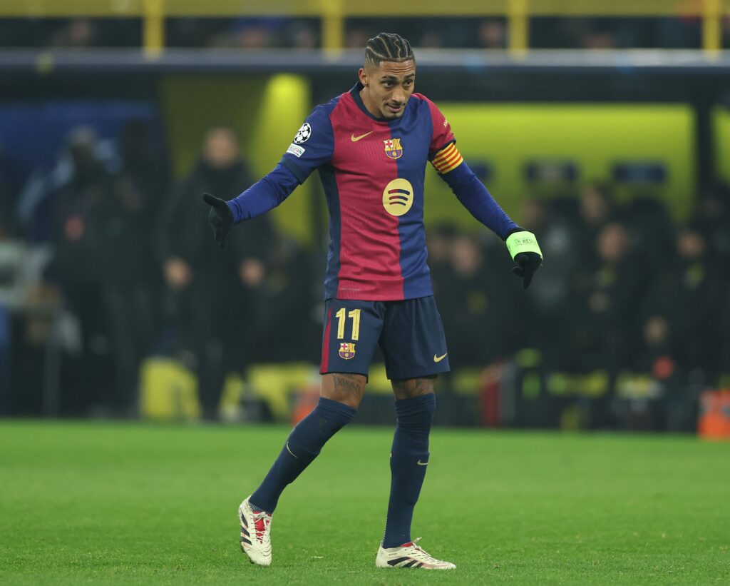 Raphinha, on par with two Brazilian legends of Barça