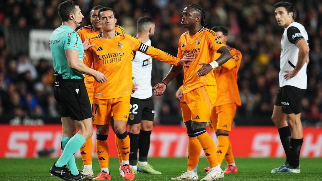 Vinicius loses his cool (again) and is sent off for attacking the Valencia goalkeeper