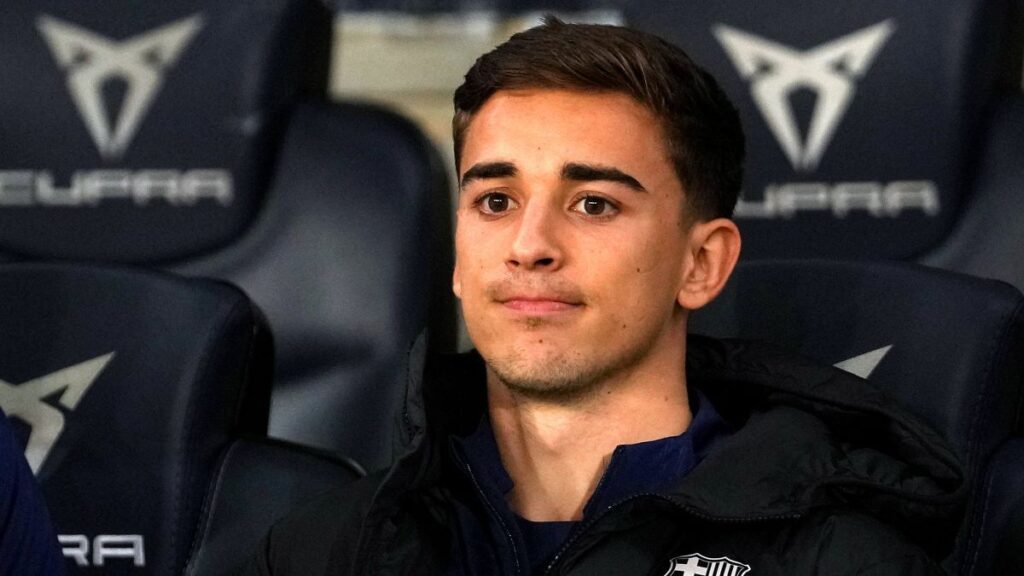 Gavi, caught in the ruthless battle for a spot at FC Barcelona