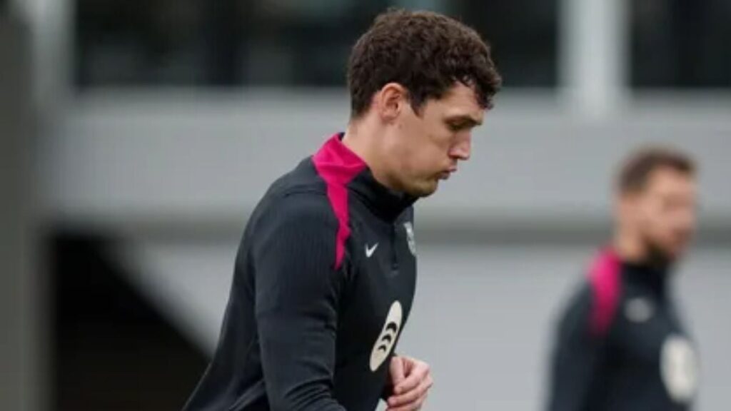 Andreas Christensen is now training with Barça and begins his path to redemption