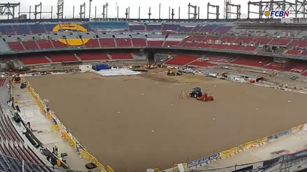 Preparations in full swing! The Spotify Camp Nou is ready to install the new grass
